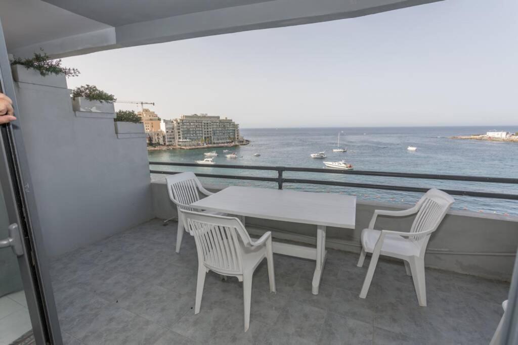 St Julians' Sea Front, Spectacular View, Apartment Saint Julian's Екстериор снимка