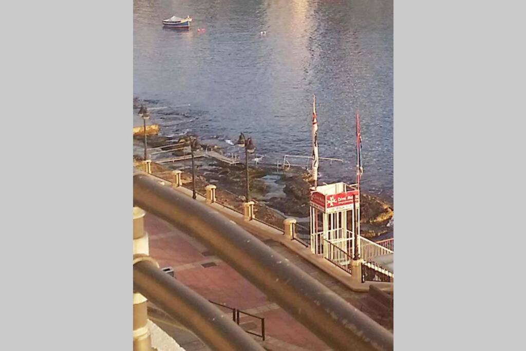 St Julians' Sea Front, Spectacular View, Apartment Saint Julian's Екстериор снимка
